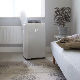 Qlima P534 – cooling a modern living room